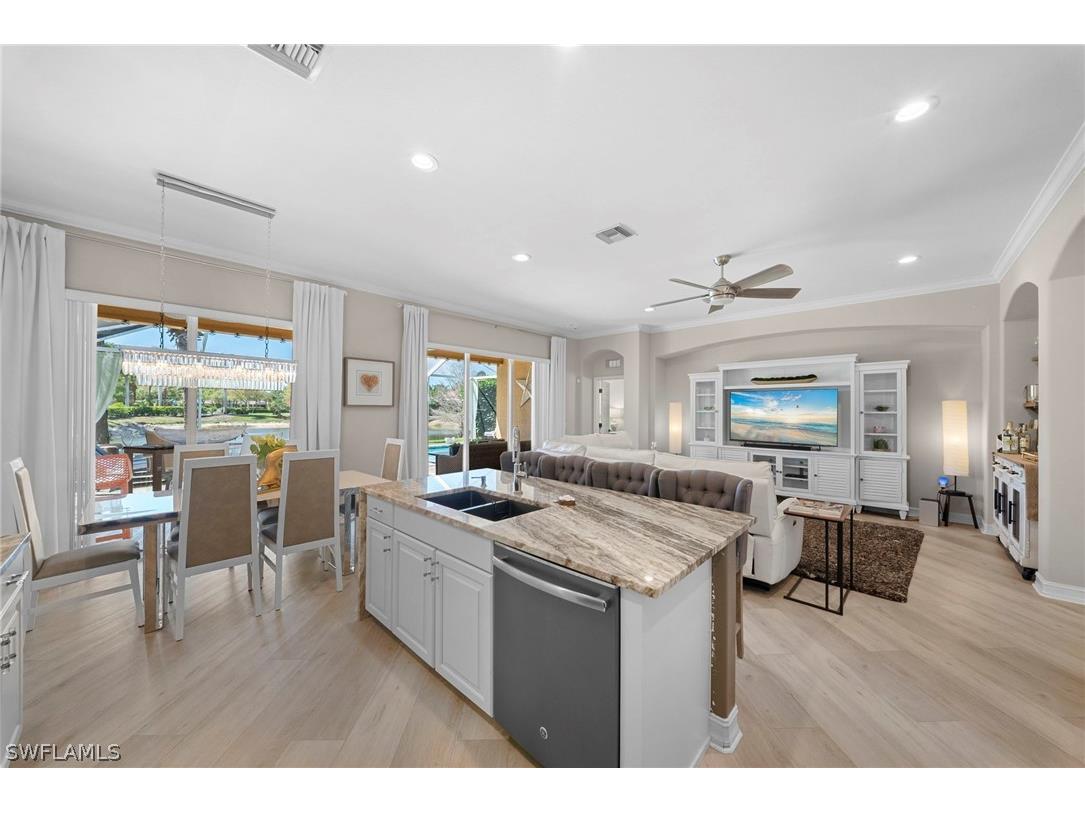 14321 Manchester Drive Naples FL 34114 226012427 image18