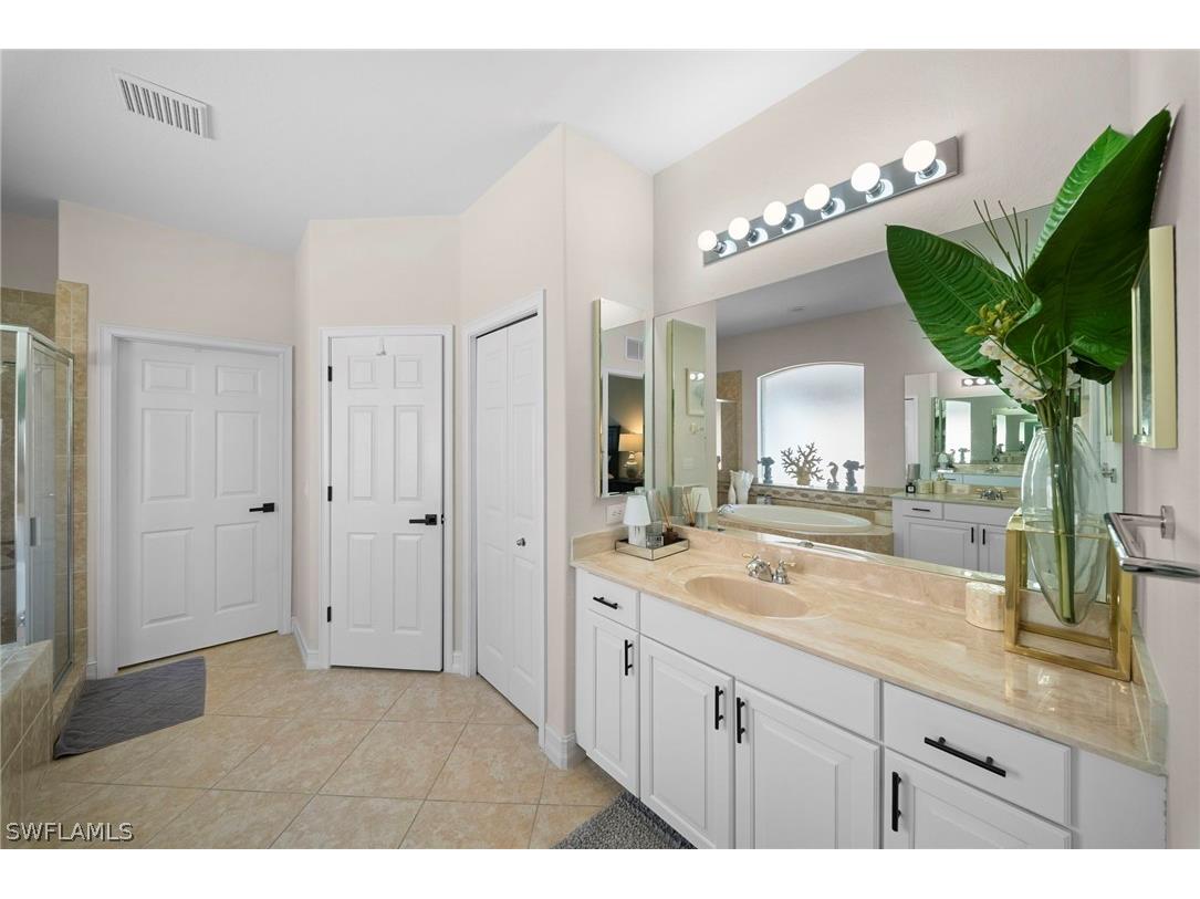 14321 Manchester Drive Naples FL 34114 226012427 image27