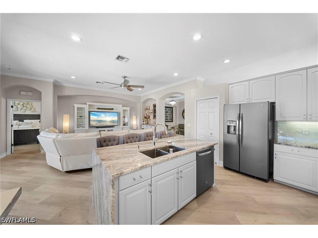 14321 Manchester Drive Naples FL 34114 226015341 image16