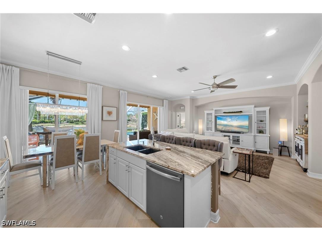 14321 Manchester Drive Naples FL 34114 226015341 image18