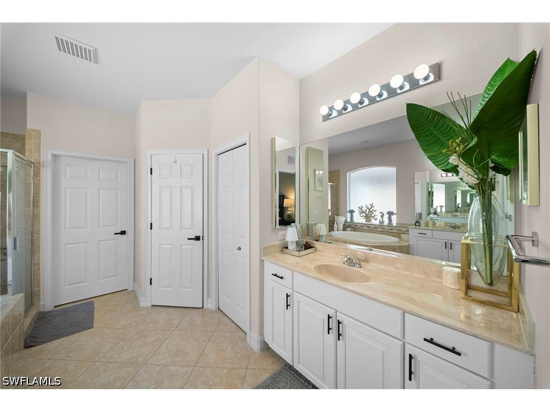 14321 Manchester Drive Naples FL 34114 226015341 image27