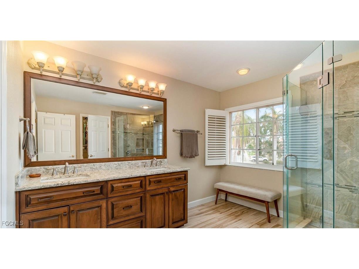 14323 Reflection Lakes Drive Fort Myers FL 33907 2025004395 image13