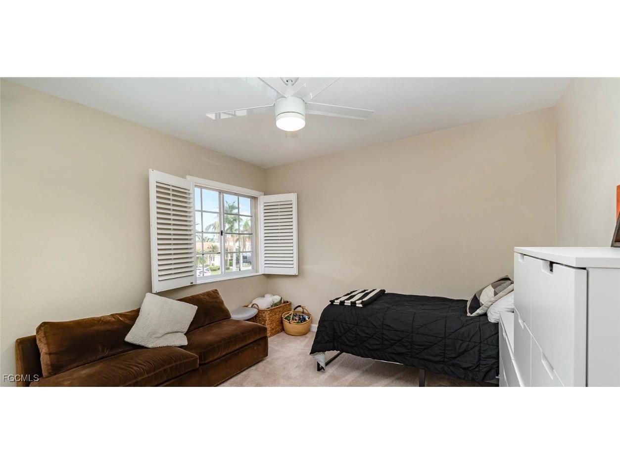 14323 Reflection Lakes Drive Fort Myers FL 33907 2025004395 image17