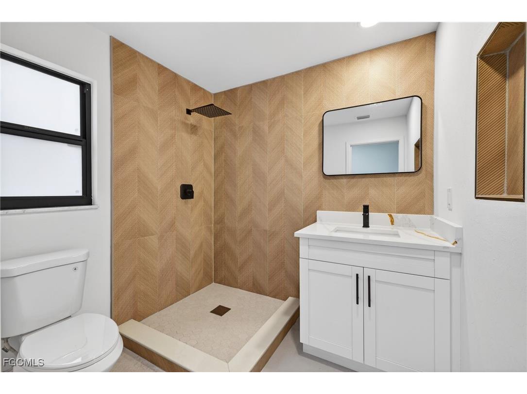 1433 Paloma Drive Fort Myers FL 33901 2026004813 image15