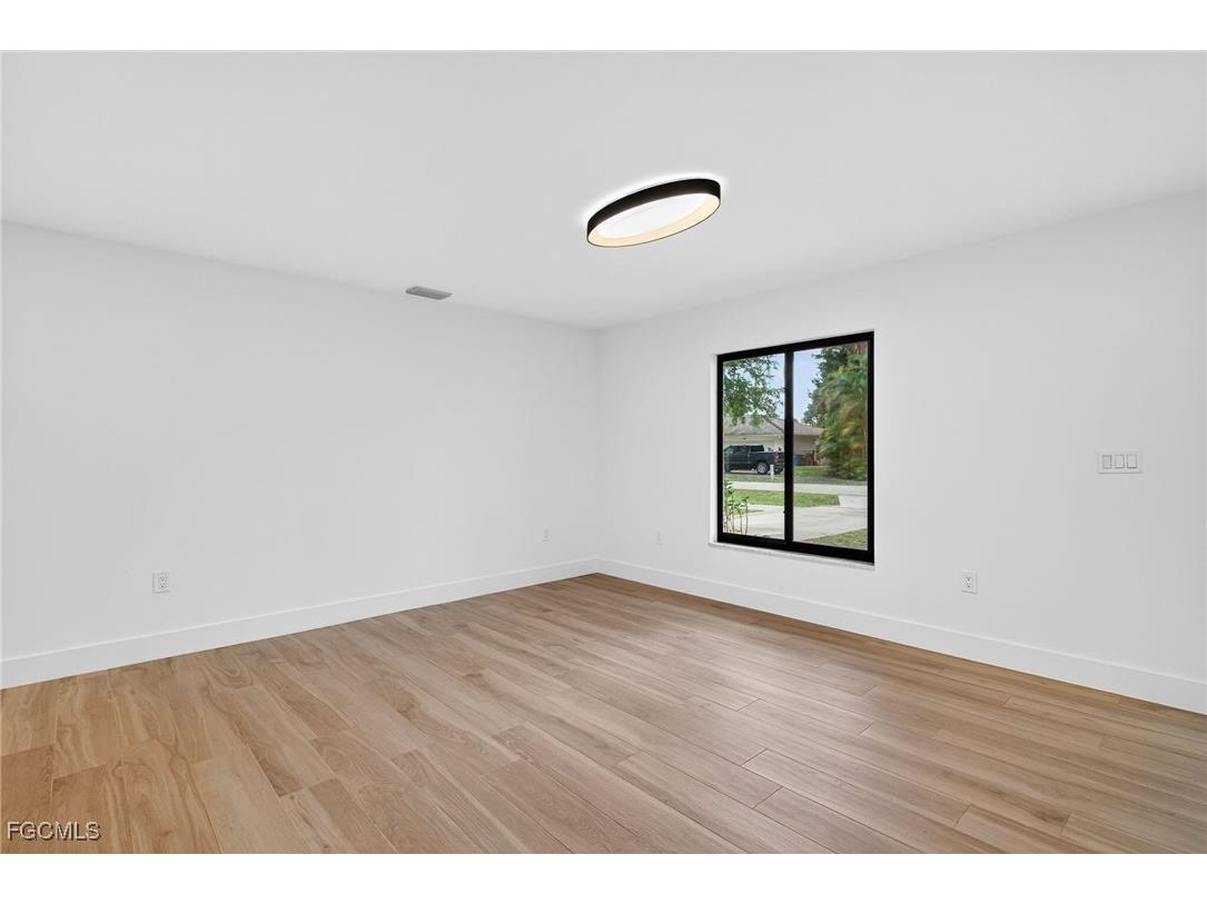 1433 Paloma Drive Fort Myers FL 33901 2026004813 image17