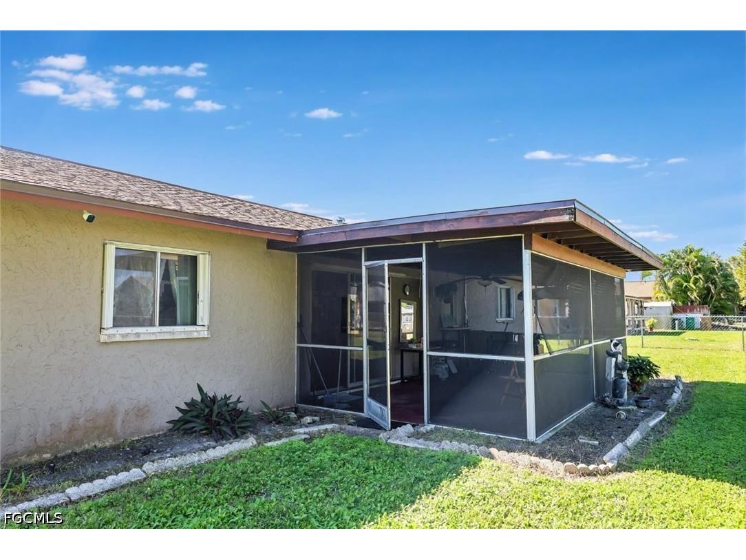 1433 SE 14th Terrace Cape Coral FL 33990 2026015529 image14