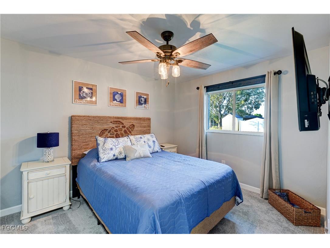 1433 SE 19th Terrace Cape Coral FL 33990 2025018801 image22