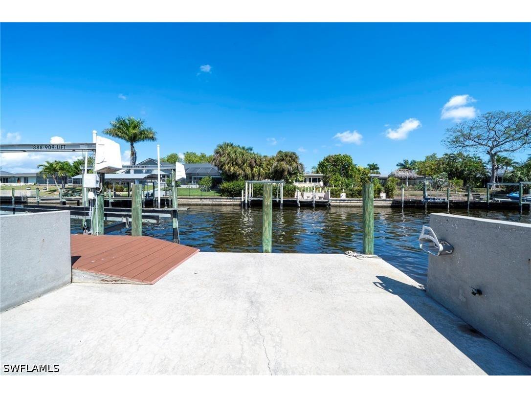 1433 SE 28th Terrace Cape Coral FL 33904 226022781 image18