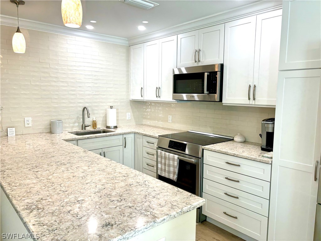 1435 Curlew Avenue #1 Naples FL 34102 225084566 image3