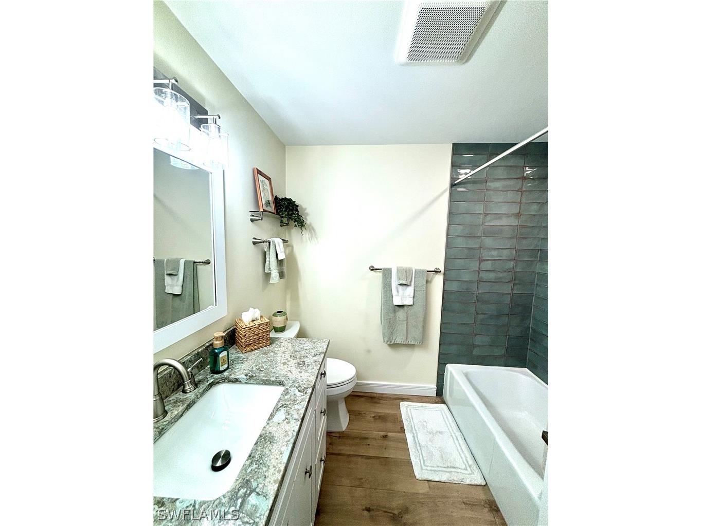 1435 Curlew Avenue #1 Naples FL 34102 225084566 image9