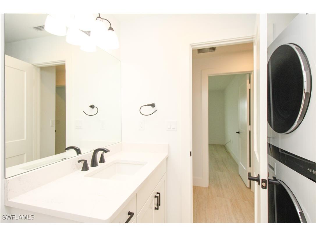 1435 Curlew Avenue #4 Naples FL 34102 225065906 image13