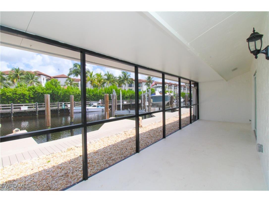 1435 Curlew Avenue #4 Naples FL 34102 225065906 image2