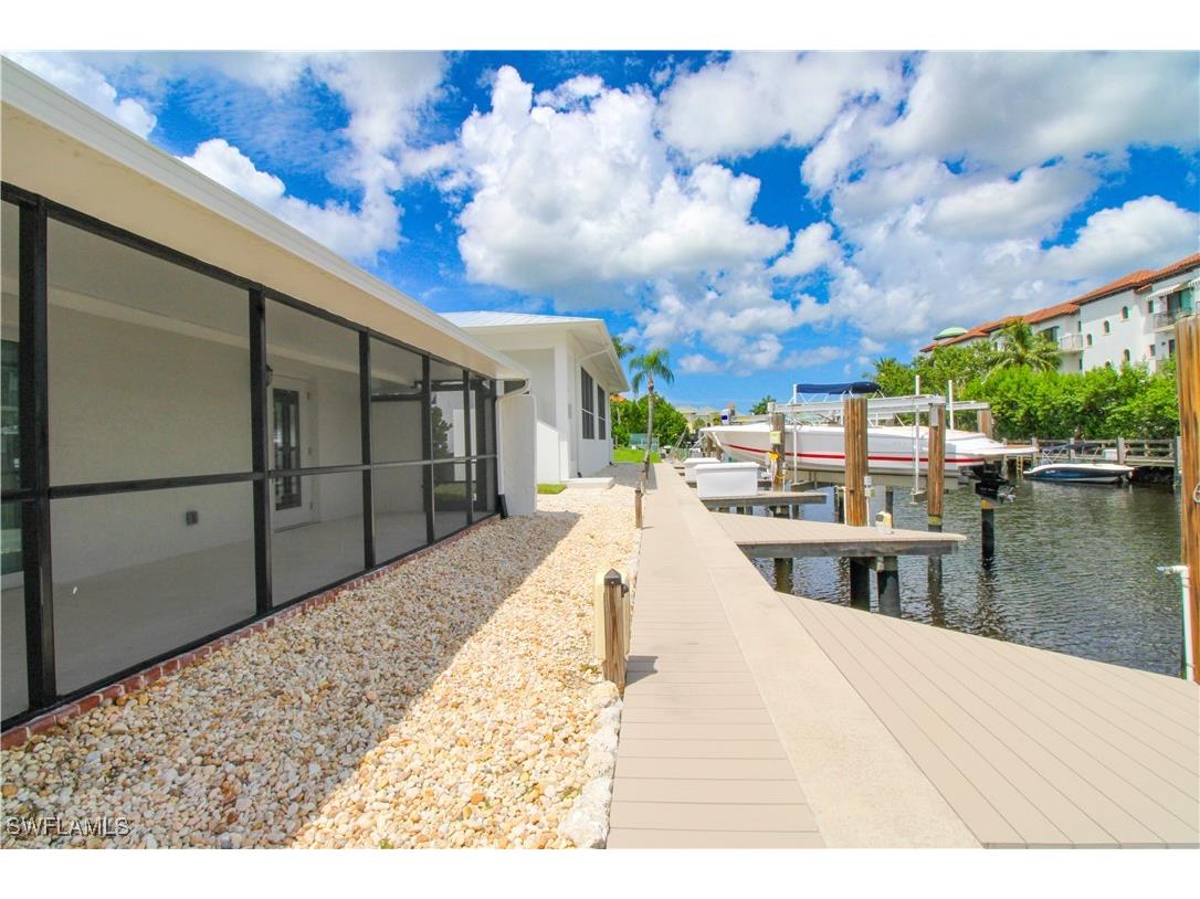 1435 Curlew Avenue #4 Naples FL 34102 225065906 image21