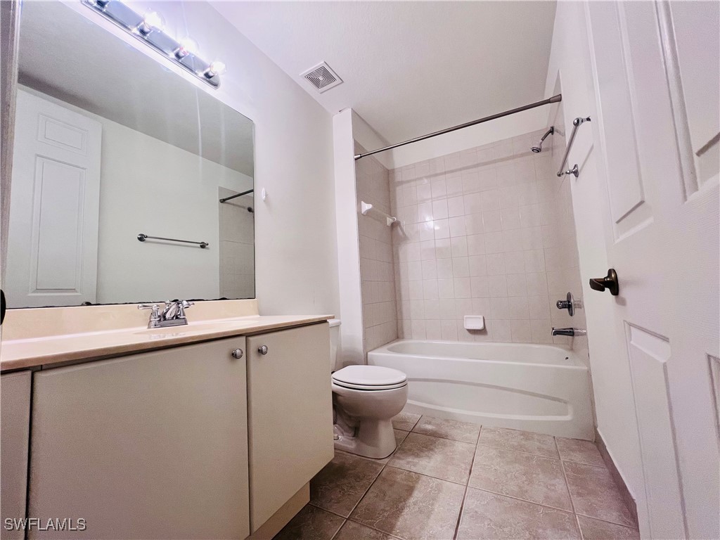 1435 Mariposa Circle #102 Naples FL 34105 225076131 image15