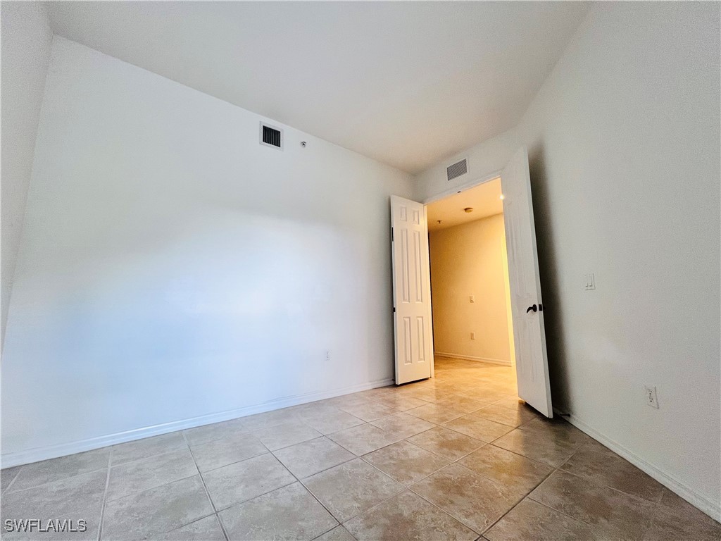 1435 Mariposa Circle #102 Naples FL 34105 225076131 image17