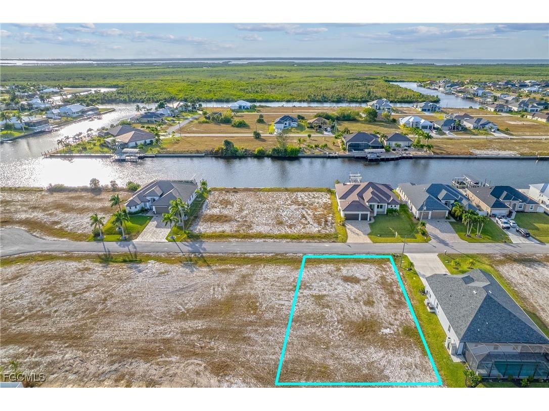 1435 NW 40th Place Cape Coral FL 33993 2025018876 image3