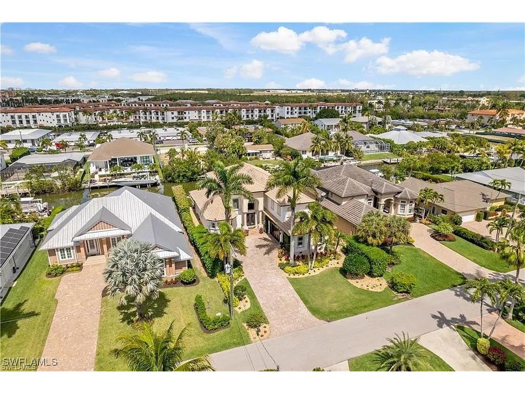 1435 Osprey Avenue Naples FL 34102 225064127 image2