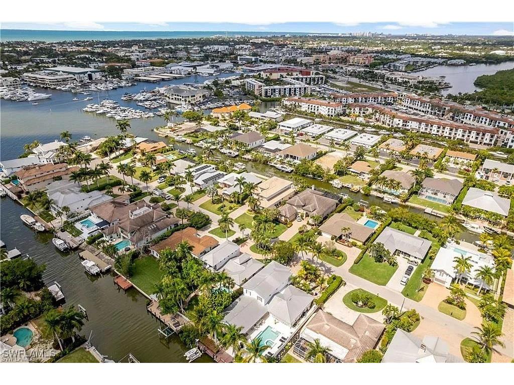 1435 Osprey Avenue Naples FL 34102 225064127 image21