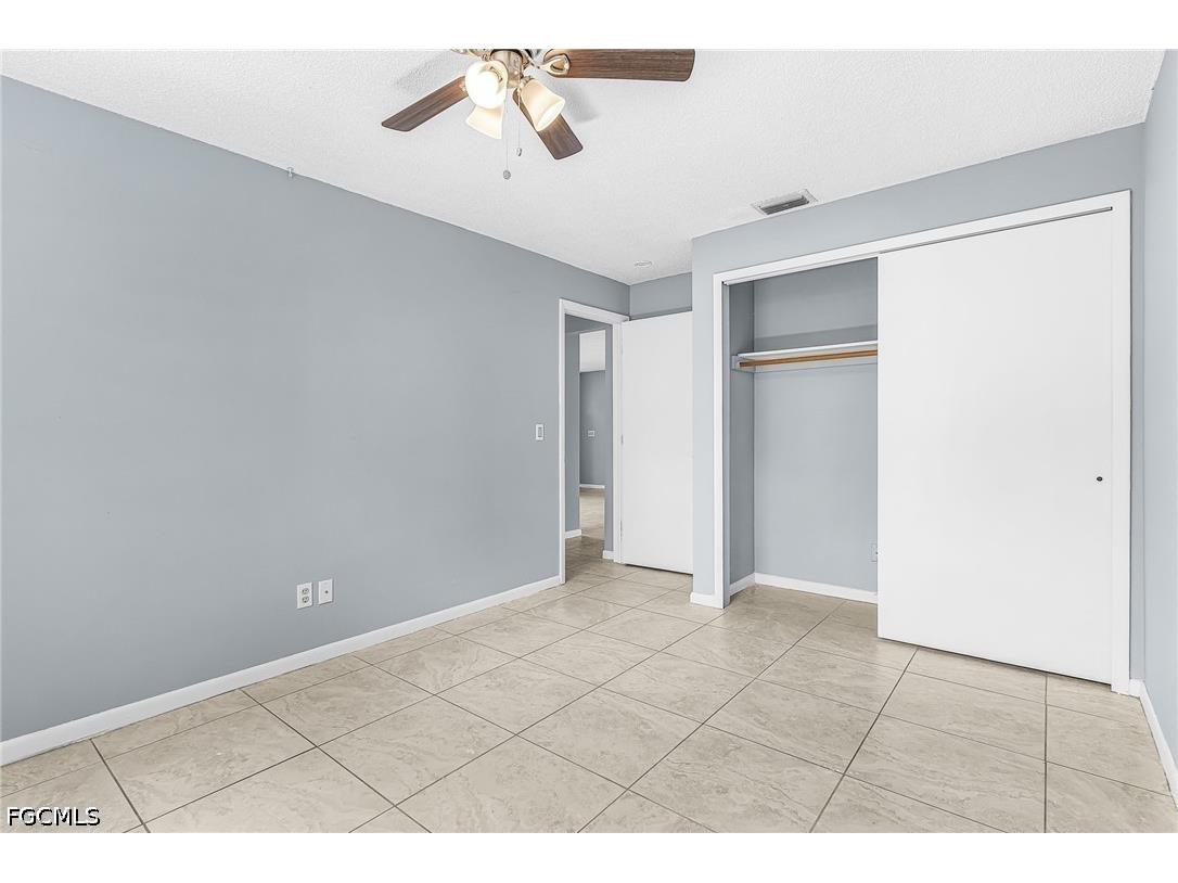 1435 SE 14th Street Cape Coral FL 33990 2026026783 image18