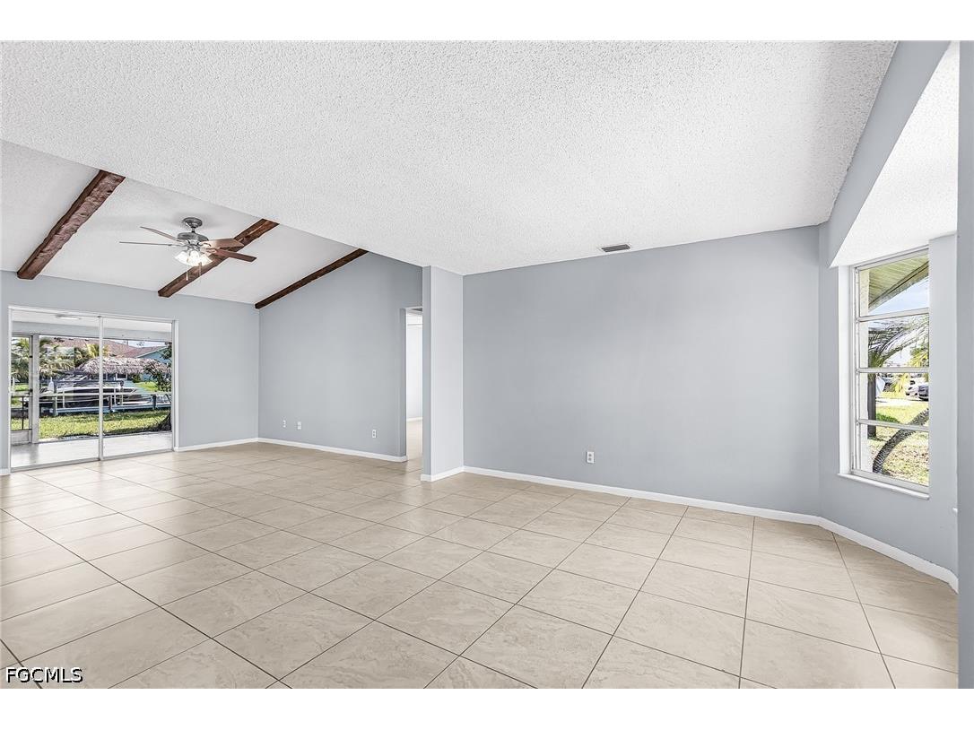 1435 SE 14th Street Cape Coral FL 33990 2026026783 image5