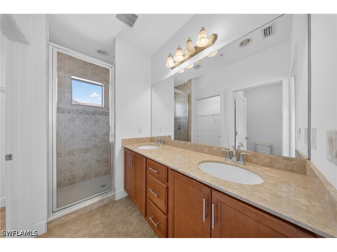 1435 Santiago Circle SW #2003 Naples FL 34113 226016671 image49