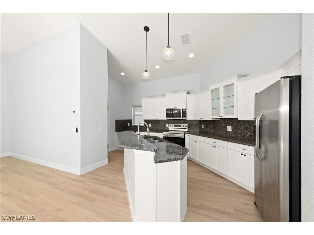 1435 Vintage Lane Naples FL 34104 226010997 image10