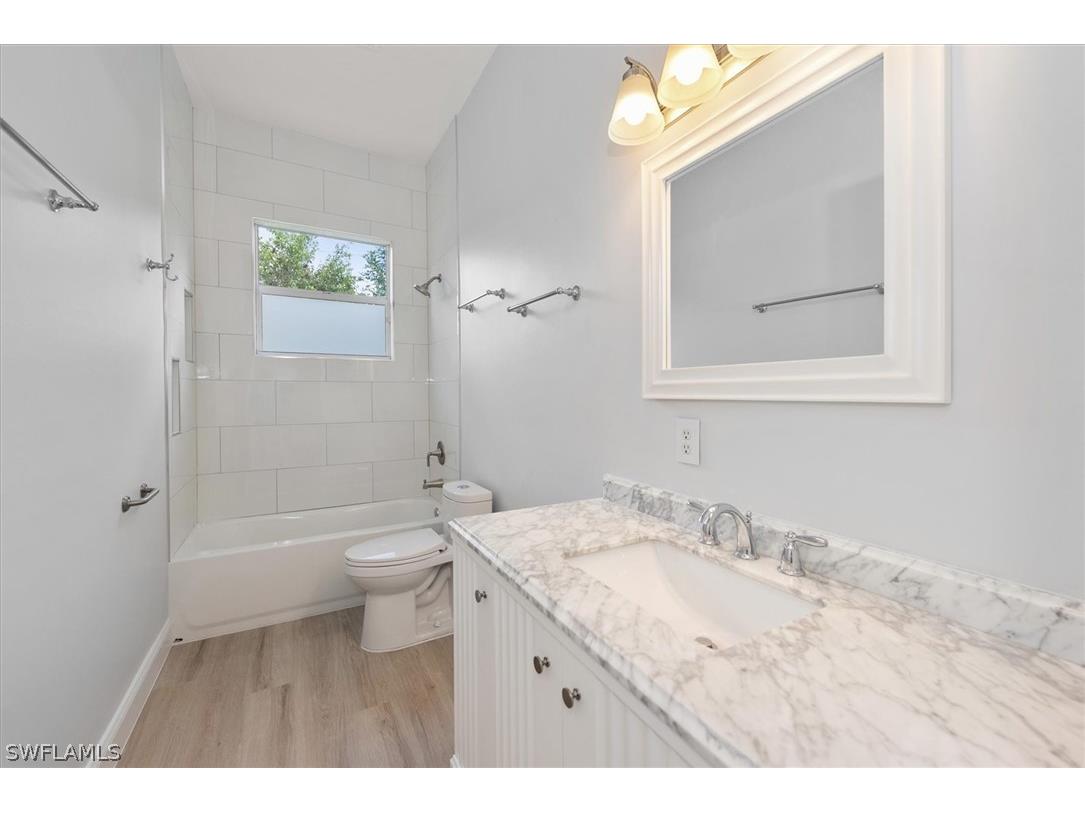 1435 Vintage Lane Naples FL 34104 226010997 image24