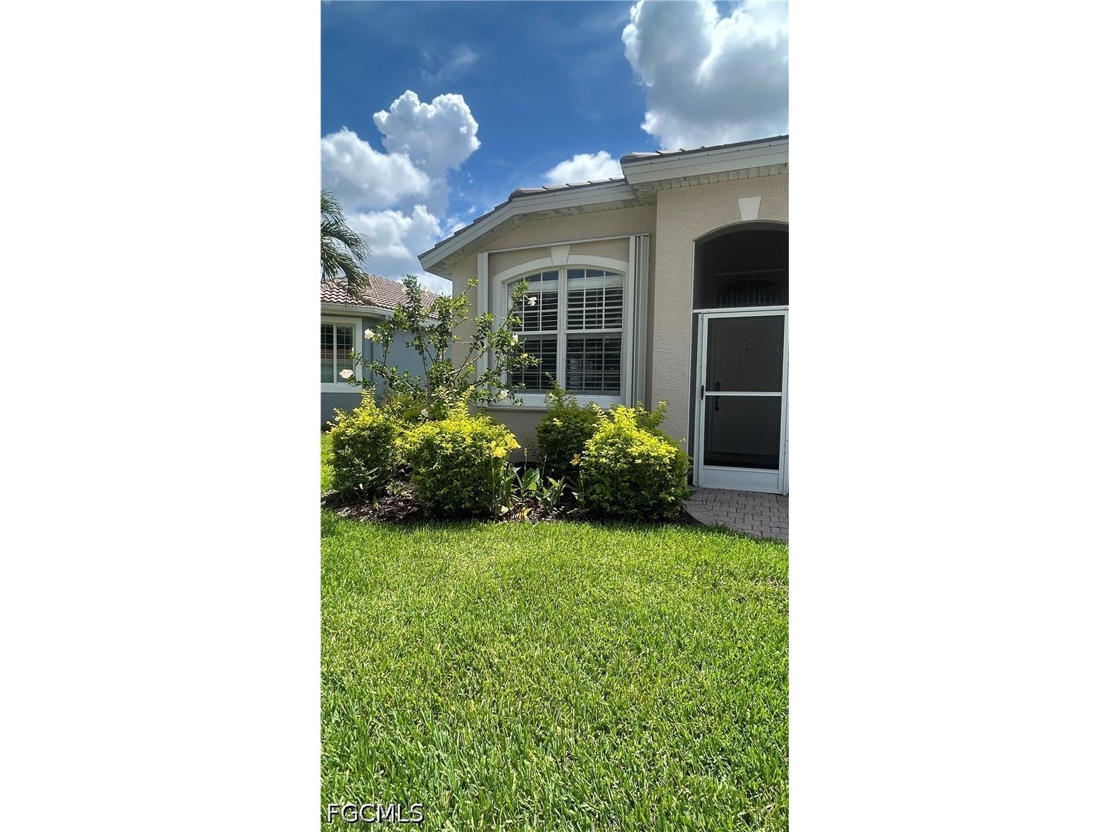 14354 Reflection Lakes Drive Fort Myers FL 33907 2026029390 image1