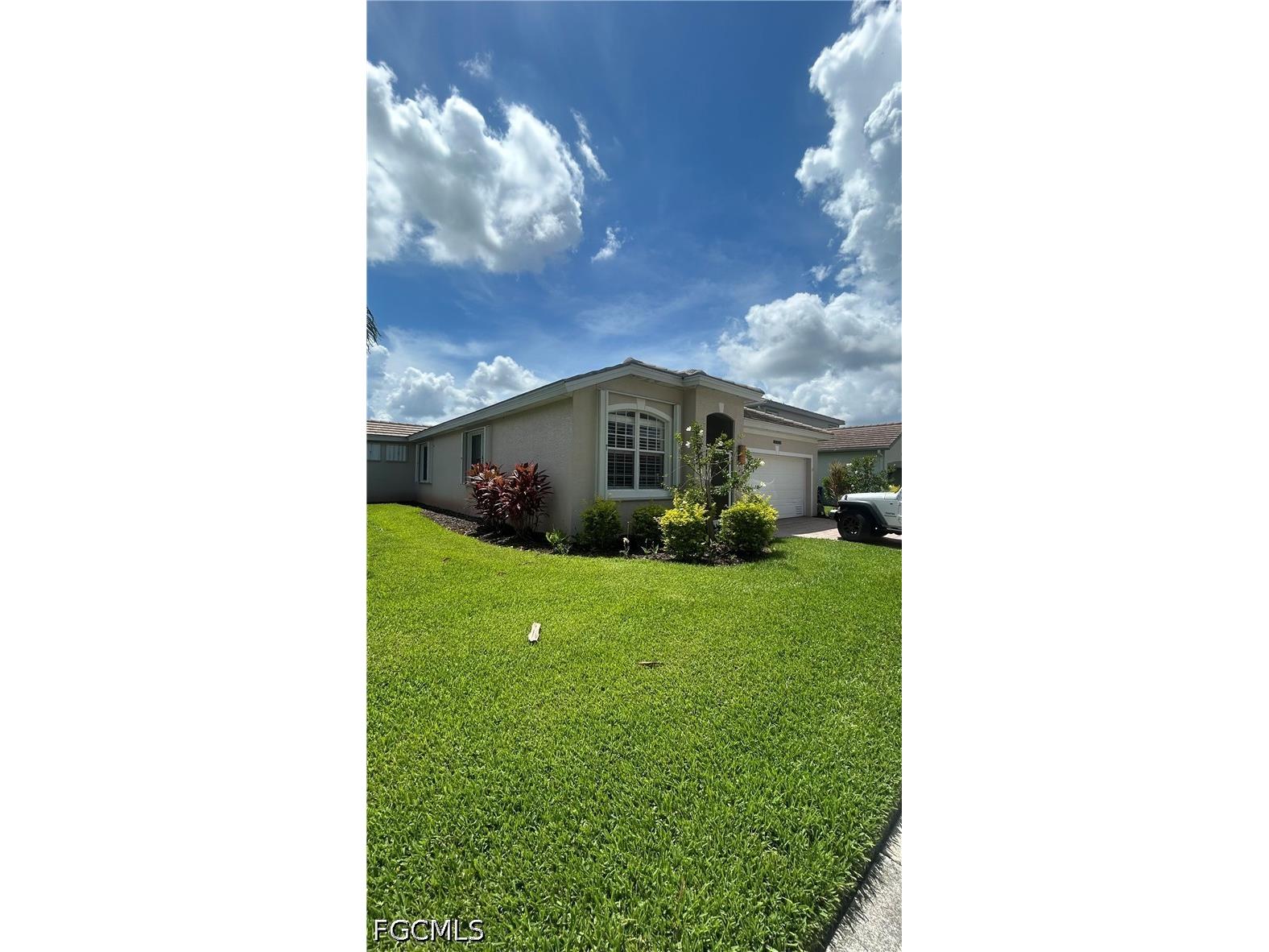 14354 Reflection Lakes Drive Fort Myers FL 33907 2026029390 image2