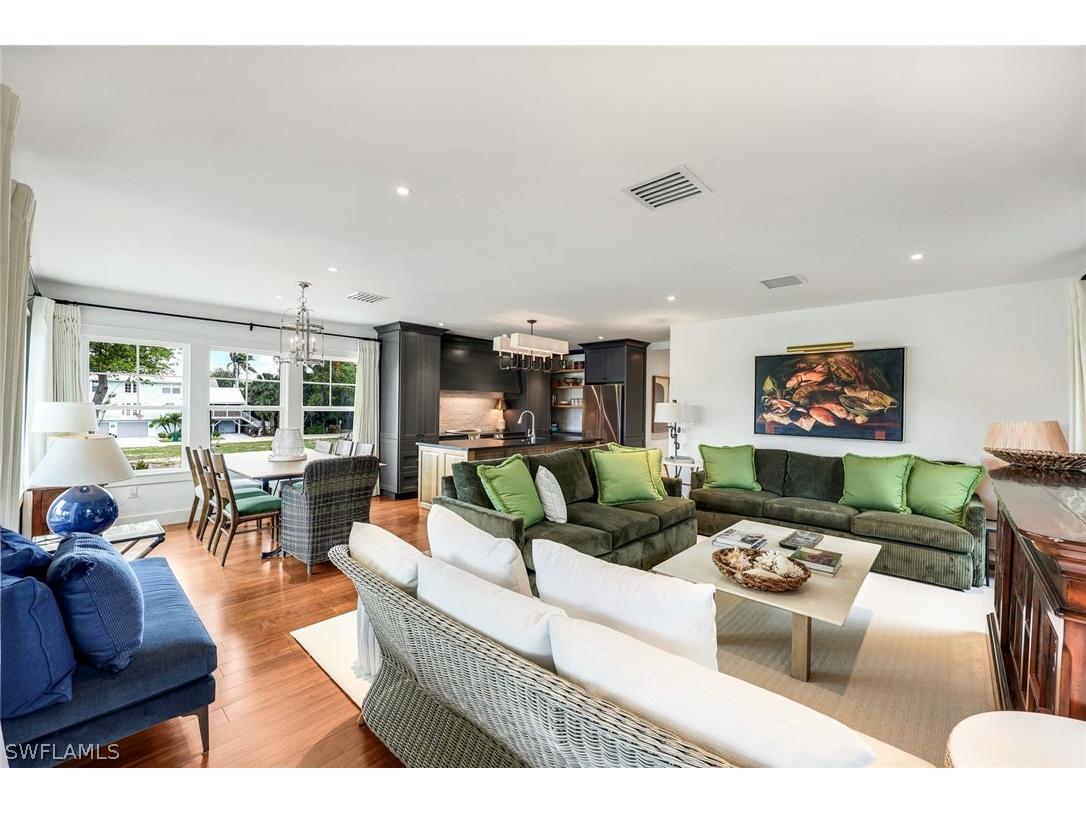 1437 Sandpiper Street Naples FL 34102 226009337 image10