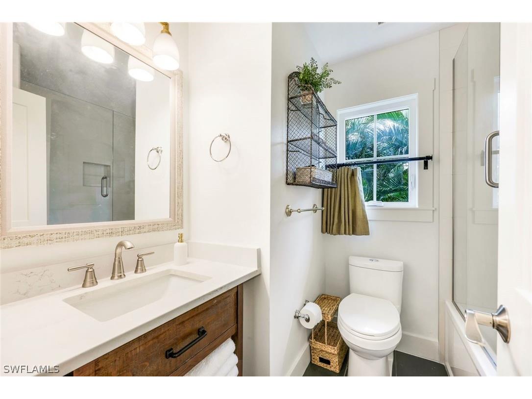 1437 Sandpiper Street Naples FL 34102 226009337 image19