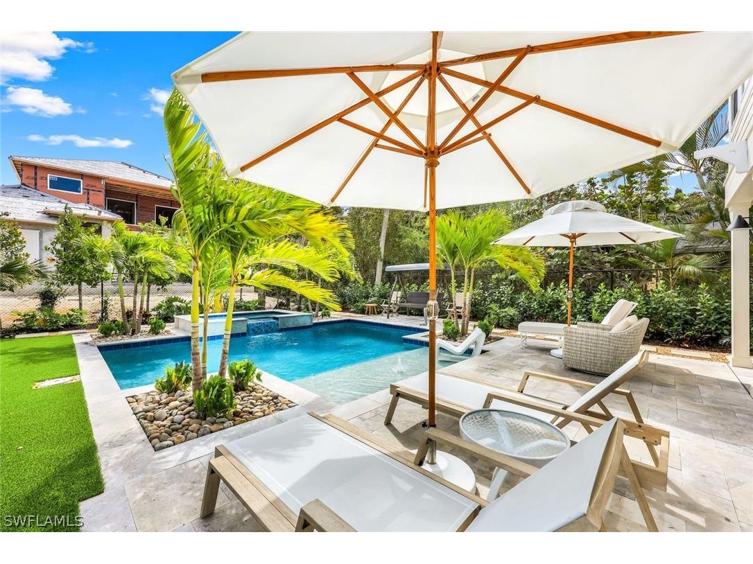 1437 Sandpiper Street Naples FL 34102 226009337 image24