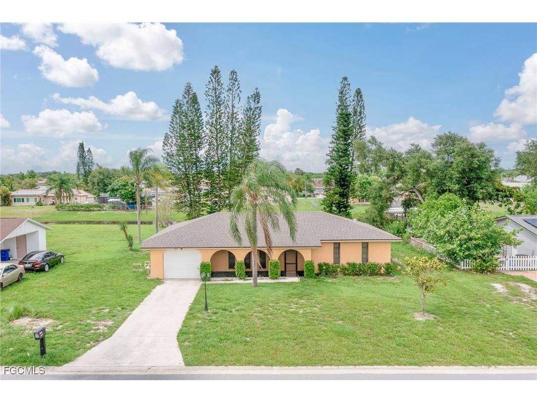 1438 Caywood Circle N Lehigh Acres FL 33936 2025016575 image1