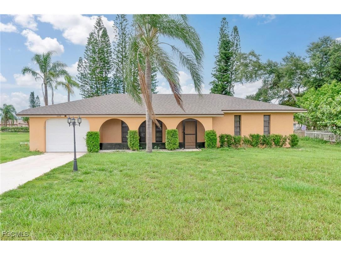 1438 Caywood Circle N Lehigh Acres FL 33936 2025016575 image2