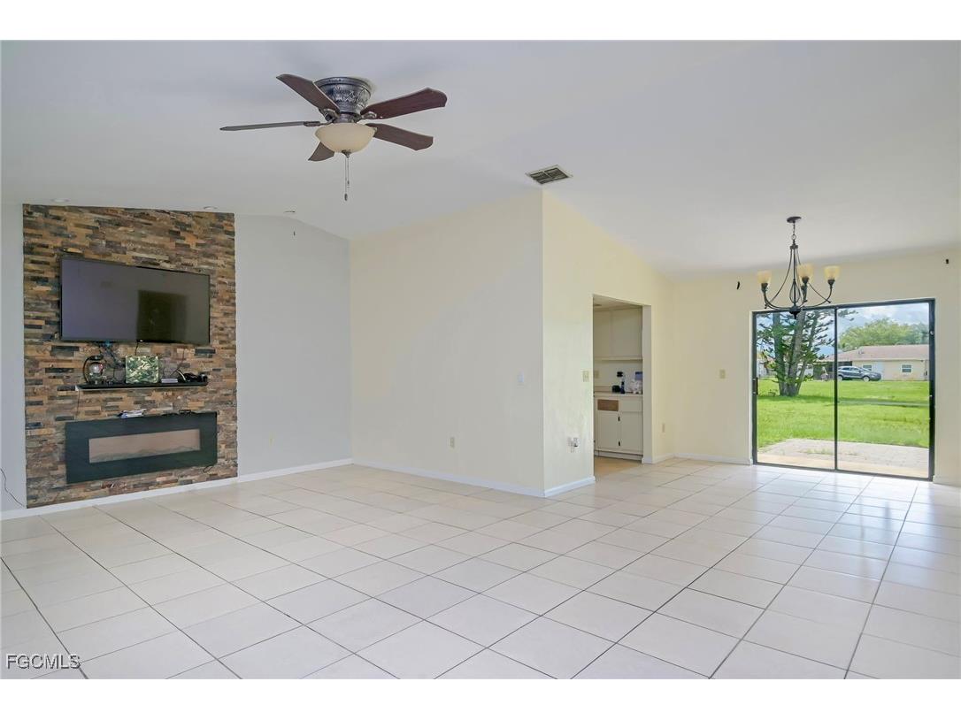 1438 Caywood Circle N Lehigh Acres FL 33936 2025016575 image5