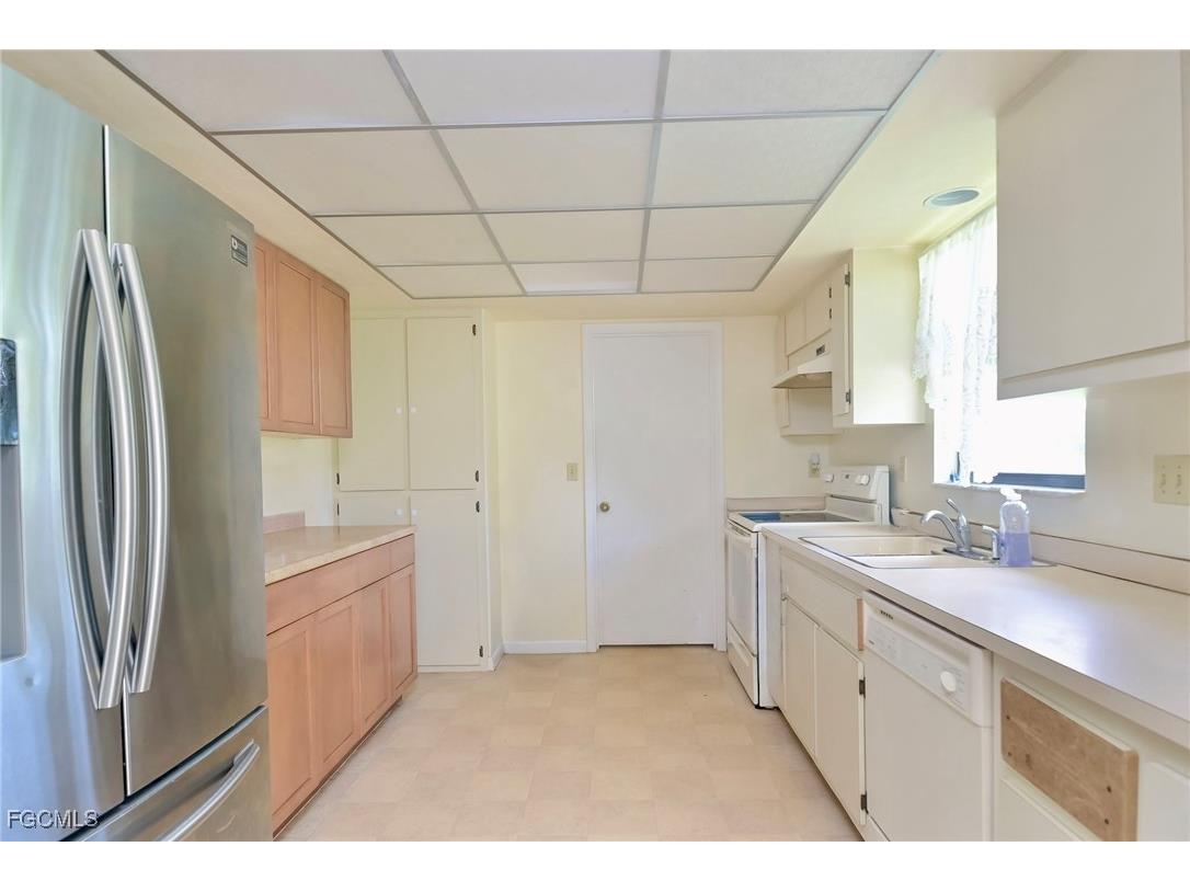 1438 Caywood Circle N Lehigh Acres FL 33936 2025016575 image8