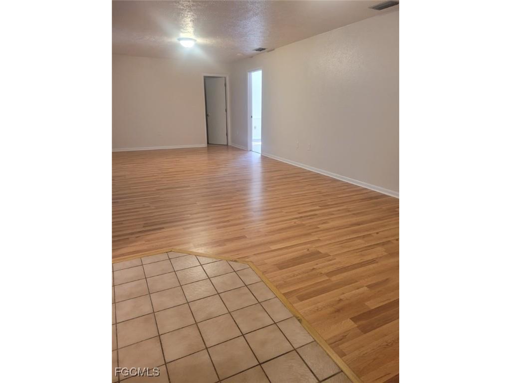 1438 Graham Circle Lehigh Acres FL 33936 2025016317 image4