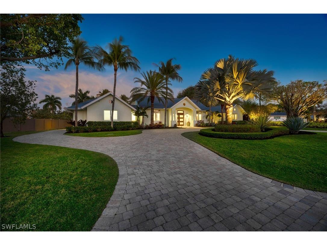 1438 Murex Drive Naples FL 34102 226010996 image1