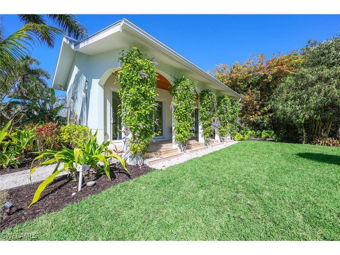 1438 Murex Drive Naples FL 34102 226010996 image38