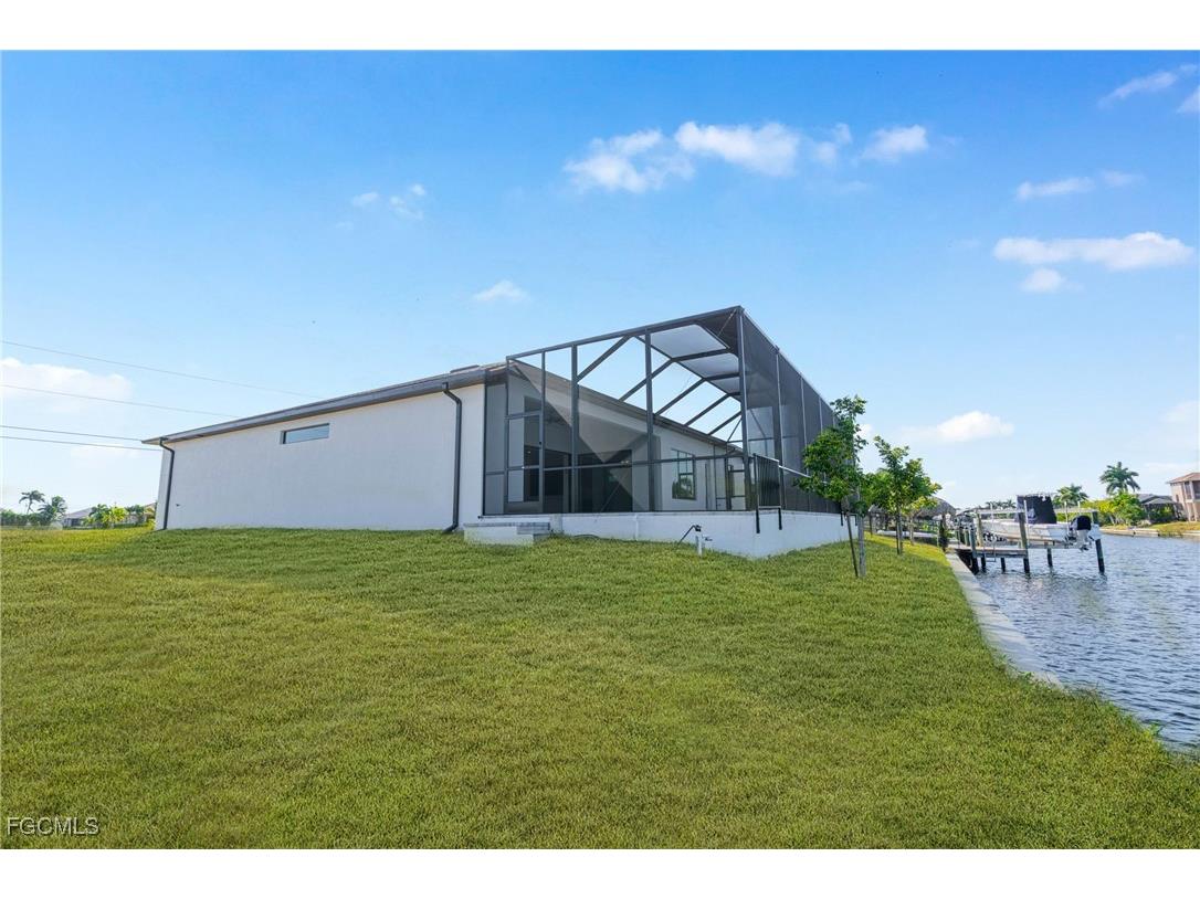 1438 NW 38th Place Cape Coral FL 33993 2025019001 image33