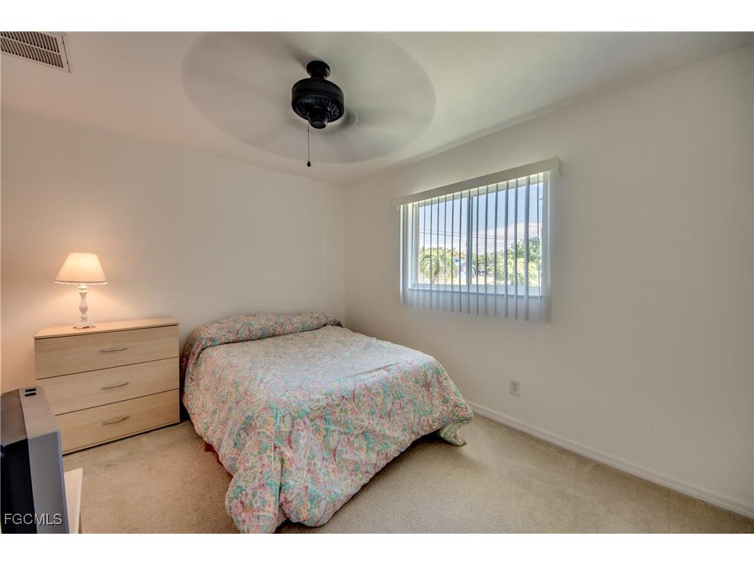 1438 SE 23rd Street Cape Coral FL 33990 2025014373 image12