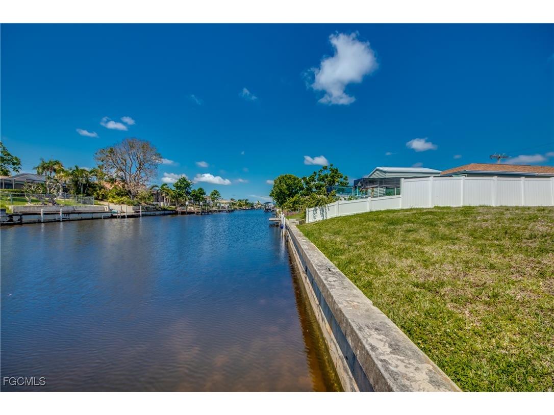1438 SE 23rd Street Cape Coral FL 33990 2025014373 image2