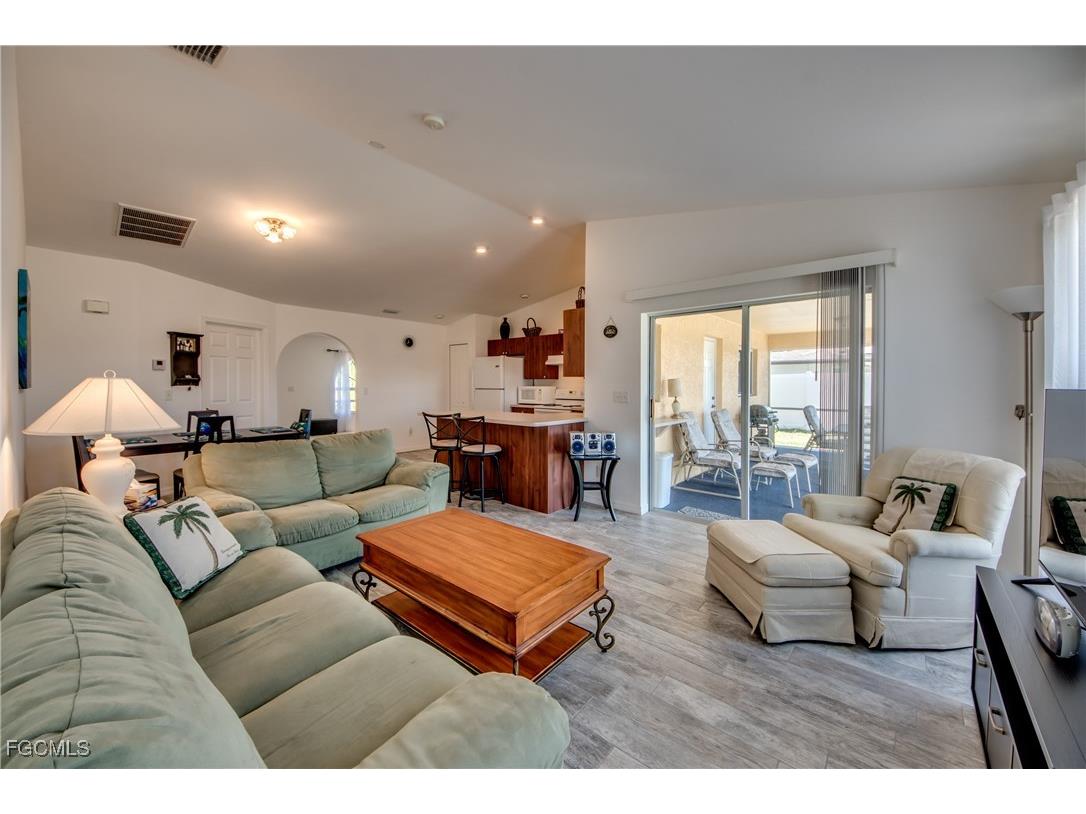 1438 SE 23rd Street Cape Coral FL 33990 2025014373 image8