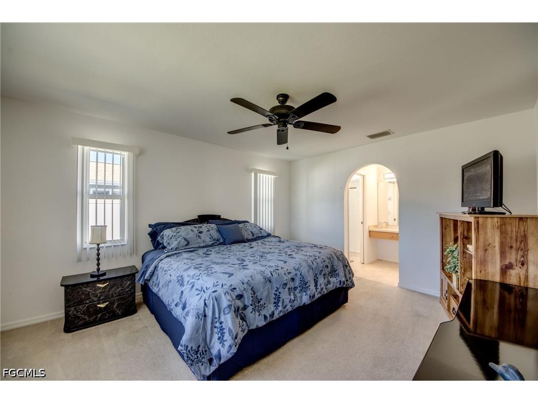 1438 SE 23rd Street Cape Coral FL 33990 2026014038 image12