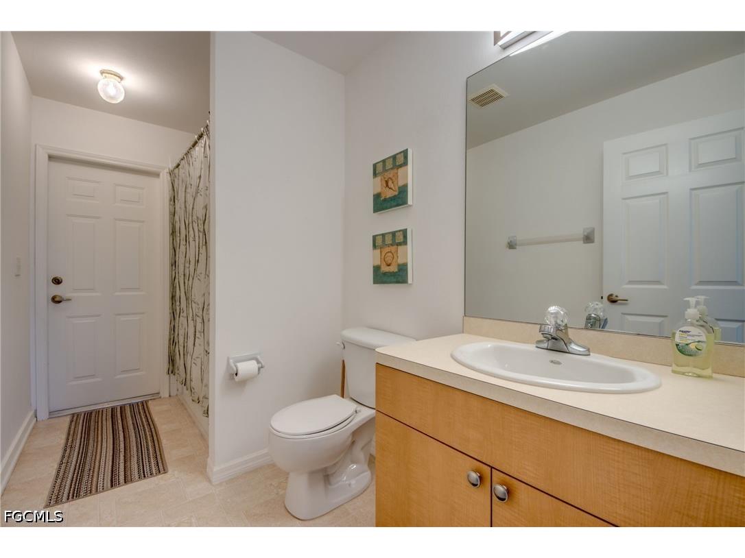 1438 SE 23rd Street Cape Coral FL 33990 2026014038 image16