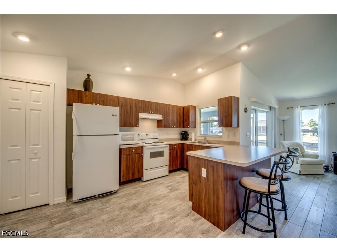 1438 SE 23rd Street Cape Coral FL 33990 2026014038 image5