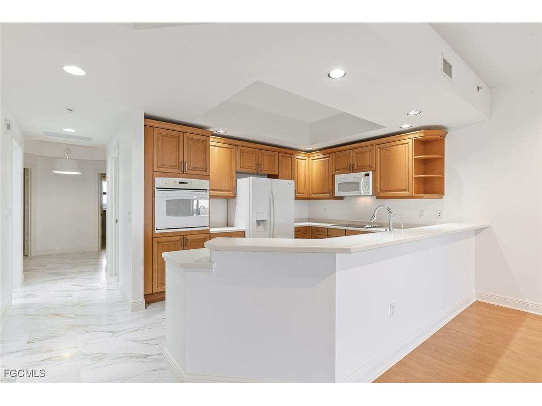 14380 Riva Del Lago Drive #803 Fort Myers FL 33907 2025019341 image2