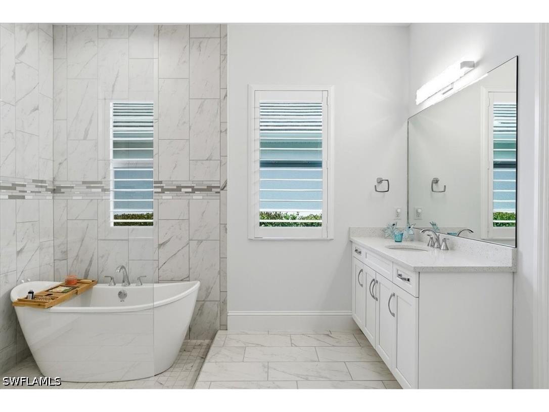 14386 Laguna Springs Lane Naples FL 34114 226021827 image21