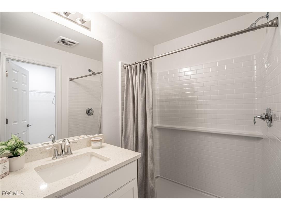 1439 NE 33rd Street Cape Coral FL 33909 2026002046 image6