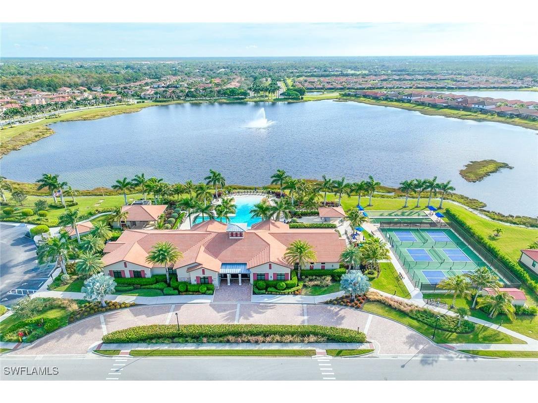 1439 Oceania Drive S Naples FL 34113 225078597 image2